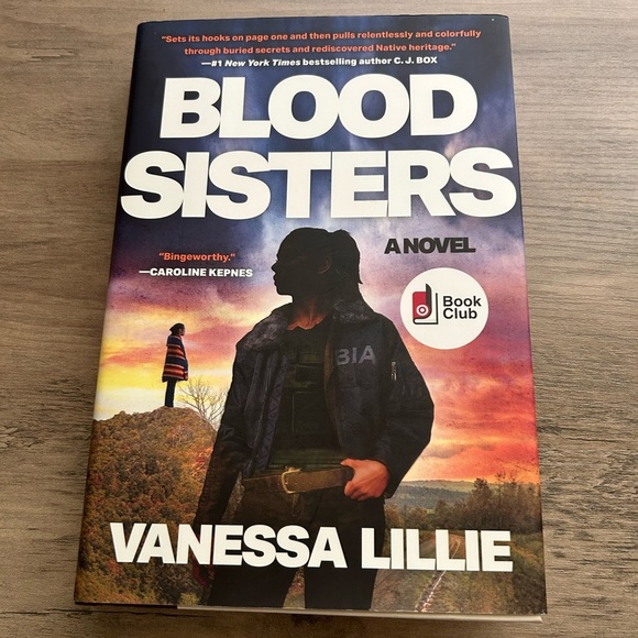 Blood Sisters by Vanessa Lillie NEW! - Picture 1 of 5